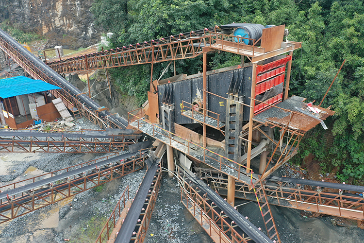 Línea de producción de piedra azul de 300tph de Hunan Changsha