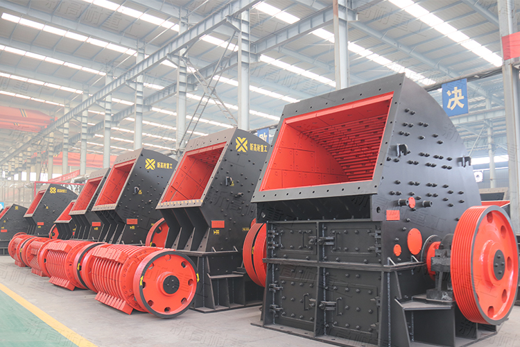 What are the key parameters to consider when choosing a limestone crusher?